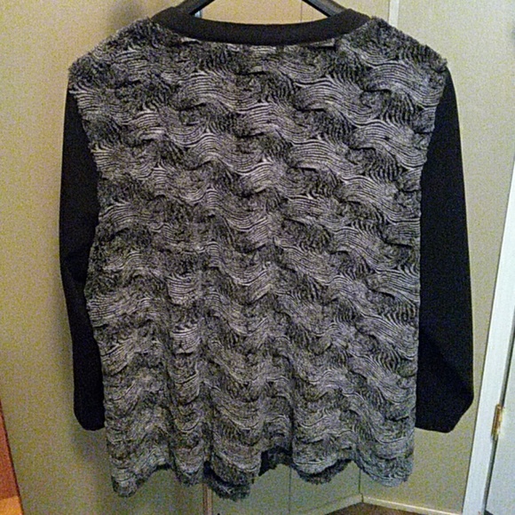 [3/$60] Black & Grey zipper jacket - Picture 5 of 5